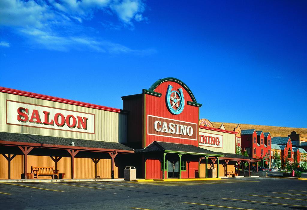 Horseshu Hotel & Casino Jackpot Exterior photo